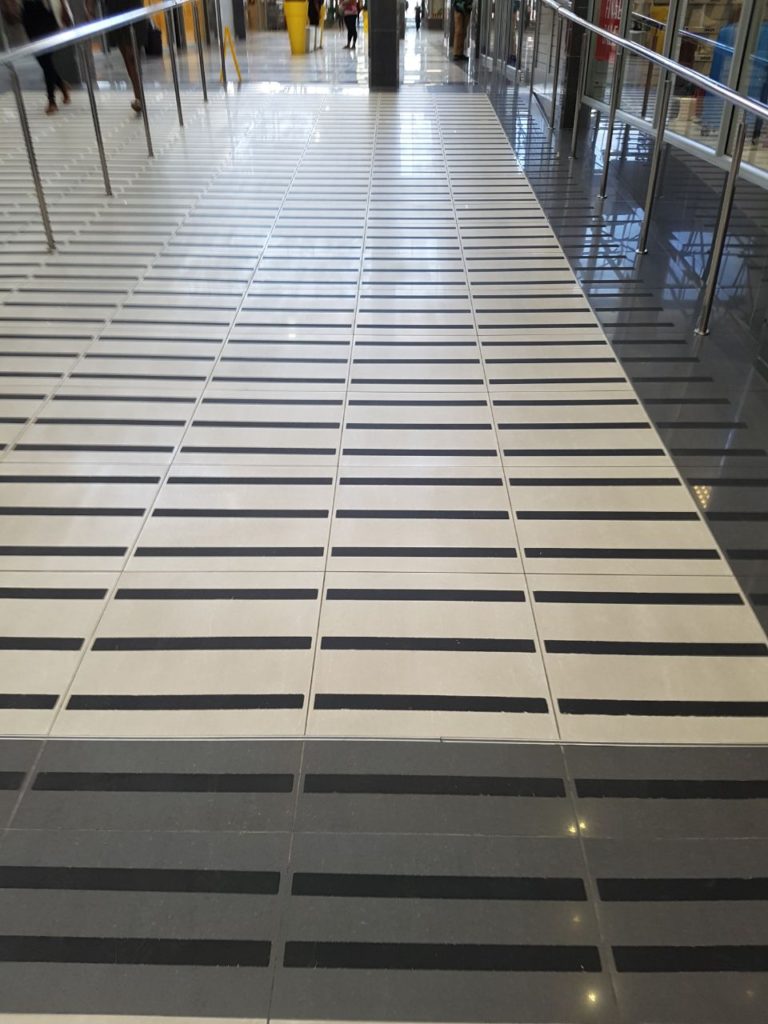 防滑富联注册
